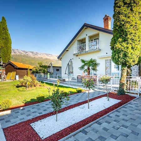 Risteski Apartments - St. Naum Ljubaništa Zewnętrze zdjęcie